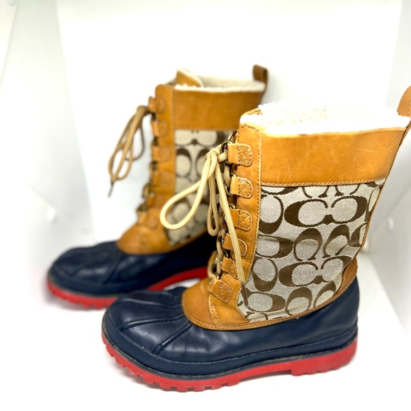 COACH Laura Signature Fashionable Rain Boots Size 7B - Picture 6 of 12